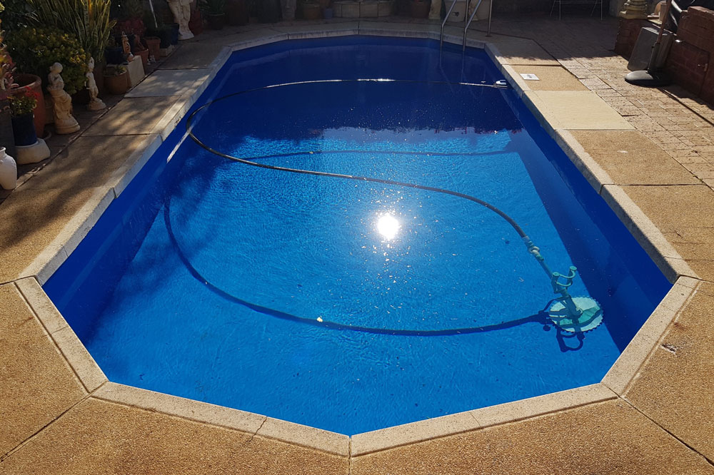 vinyl pool repairs